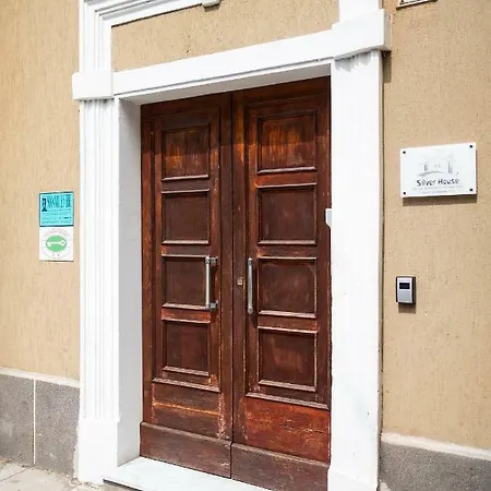 Silver House Affittacamere 3*